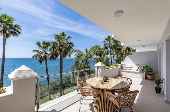 Balcony - sea view