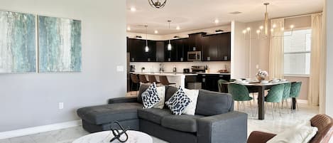 LIVING ROOM AREA