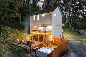 Welcome to Bright Bear Lodge, where there's plenty of room for you and your guests to spread out, enjoy the crisp air, and create lasting memories.