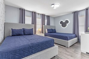 2 Queen Beds