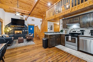 Spacious and open floor plan! A mix between modern updates and cabin vibes.