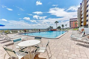 Oceanside Complex Pool (unheated)