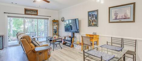 Longs Vacation Rental | 2BR | 2BA | Step-Free Access | 1,100 Sq Ft