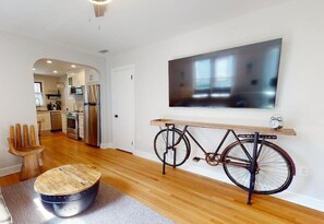 Smart TV and Wifi - Antique Bicycle Console