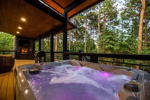 Private Hot Tub for 2