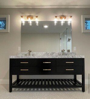 Master bath with walk in shower