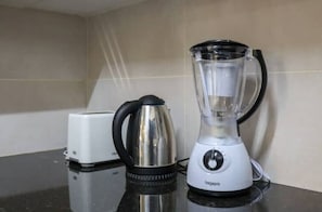 Kaffe og/eller kaffemaskine