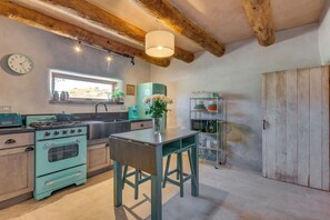 Kitchen | Cooking Basics Supplied