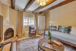 Living Room | Gas Fireplace | Smart TV