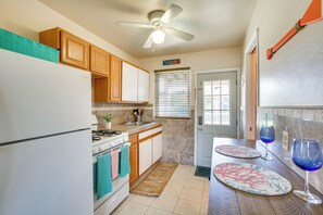 Kitchen & Dining Area | Keyless Entry