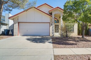 House Exterior | Keyless Entry