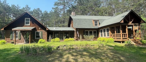 Eagle Bluff Estate includes a 5500 sqft lodge and 1,200 sqft cabin. Sleeps 25+