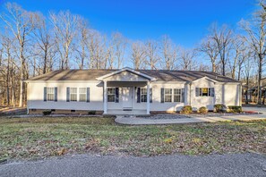 Property Exterior | Driveway (6 Vehicles) | No Garage Access