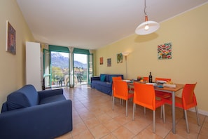Living and dining room