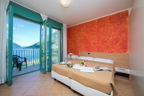 Doppelschlafzimmer mit Zugang zur Terrasse