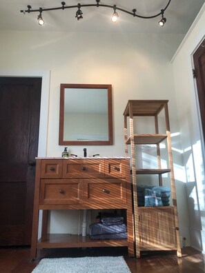 Sink and shelving.