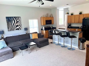Kitchen bar counter with seating for 4