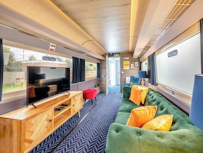 Open plan living space | The Stannington Pullman, Stannington, near Morpeth