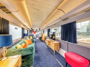 Open plan living space | The Stannington Pullman, Stannington, near Morpeth