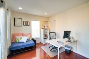 Office | WFH Friendly | Free WiFi (200 Mbps) | 1,800 Sq Ft | 2nd Floor