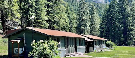 Lost River Resort Cabin 4 is the closest one to the camera