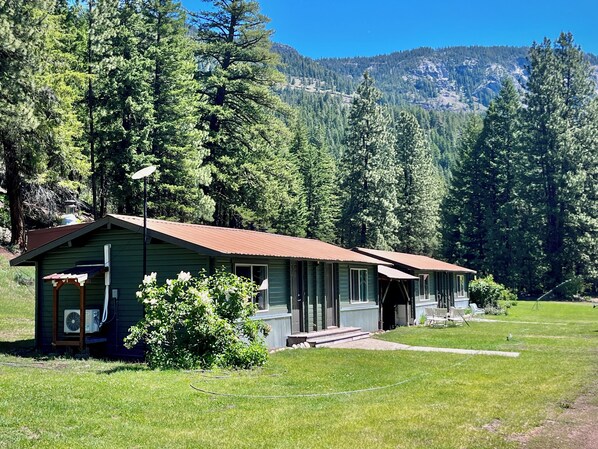 Lost River Resort Cabin 4 is the closest one to the camera