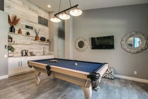 Spielezimmer