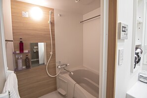 Private spa tub