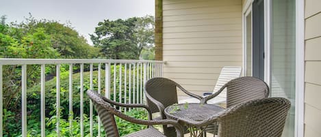 West Harwich Vacation Rental | 2BR | 2BA | 1,209 Sq Ft | Step-Free Access