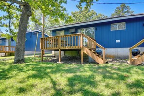 Private Deck | Single-Story Apartment | Pet Friendly w/ Fee