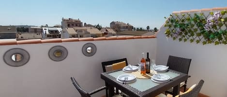 Roof terrace off master bedroom. Great for relaxing and alfresco dining.