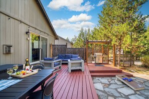 Plenty of space for everyone outdoors.
