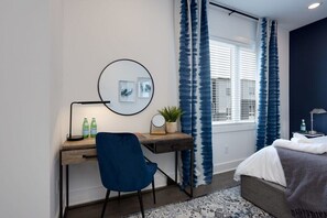 Enjoy one of the 3rd floor bedrooms, carefully designed with a dedicated workspace and an en suite bathroom.