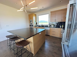 Stay in and make a meal using this well-appointed kitchen!