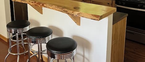 Kitchen, bar, stools open concept