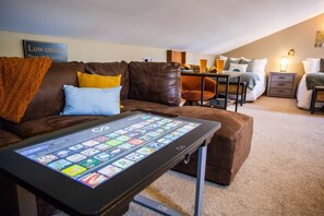 Spielezimmer
