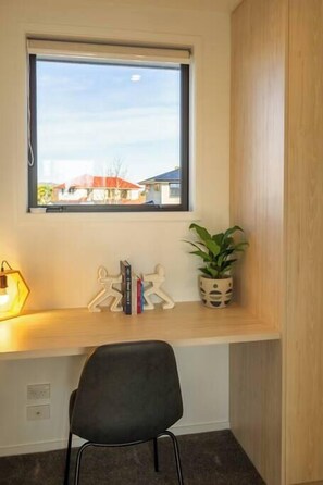 Office Space to utilise during stay