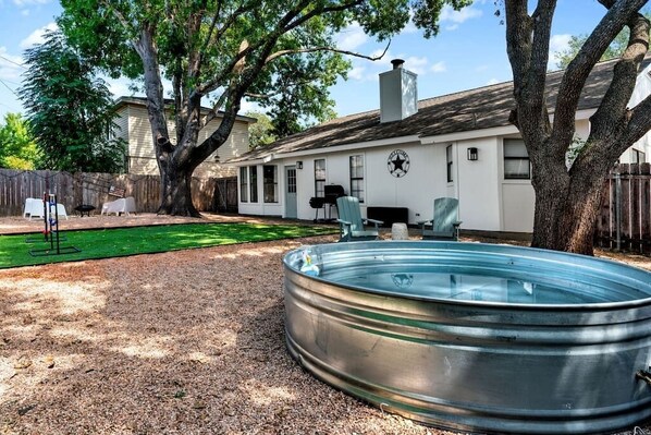 If you and your family love to swim, our cowboy pool is the perfect spot for you. With its ample seating, you'll enjoy hours of water fun in the sun.