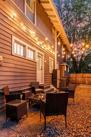 Outdoor Patio: Gather around the fire pit under twinkling lights for enchanting evenings!