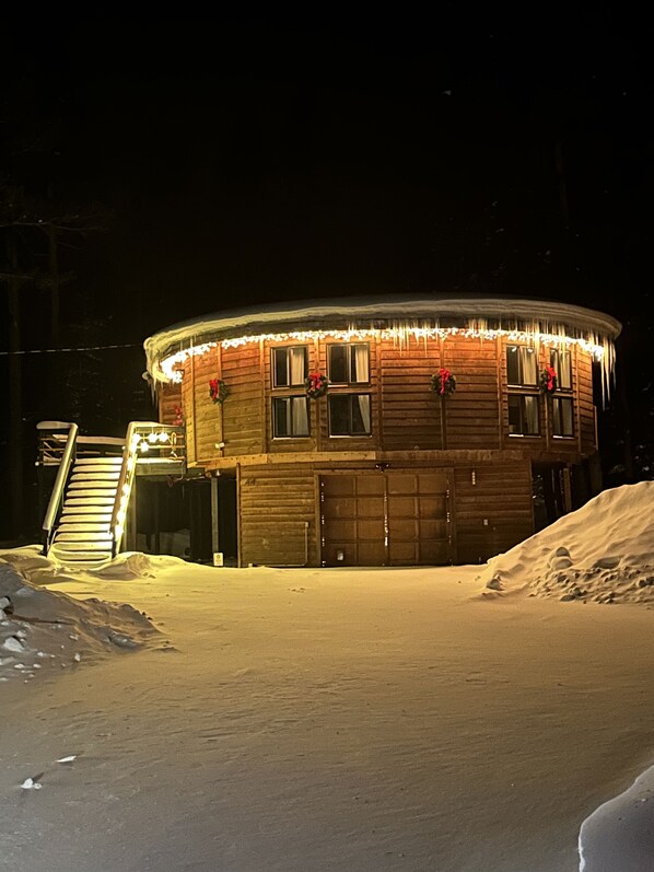 Starlit Retreat