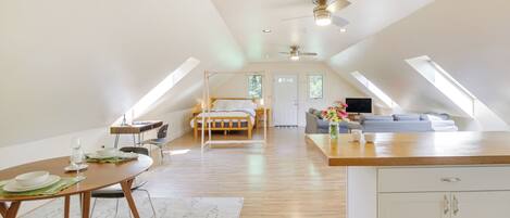 West Bath Vacation Rental | Studio | 1BA | 800 Sq Ft | Steps Required
