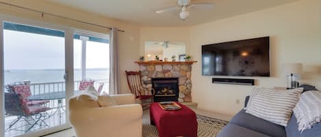 Onekama Vacation Rental | 2BR | 1BA | Stairs Required | 750 Sq Ft