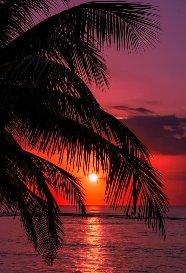 Amazing sunsets from Rum Point beach 