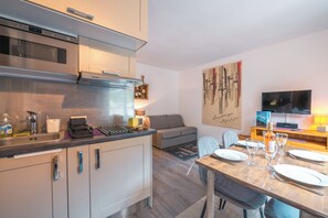 Kitchen and dining area