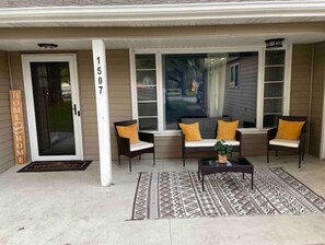 Front porch patio set 