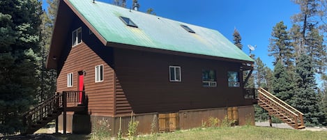 View of home as you enter property