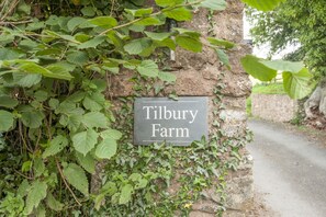 Welcome to Tilbury Farm