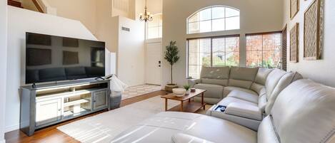 Avondale Vacation Rental | 4BR | 3BA | 2,306 Sq Ft | 1 Step to Enter