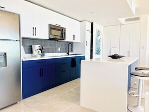 Experience the epitome of contemporary style in our newly renovated kitchen. Every detail has been carefully crafted to create a sleek and modern aesthetic. From the state-of-the-art appliances to the stylish countertops and fixtures, this culinary haven is designed to inspire your inner chef and elevate your cooking experience.