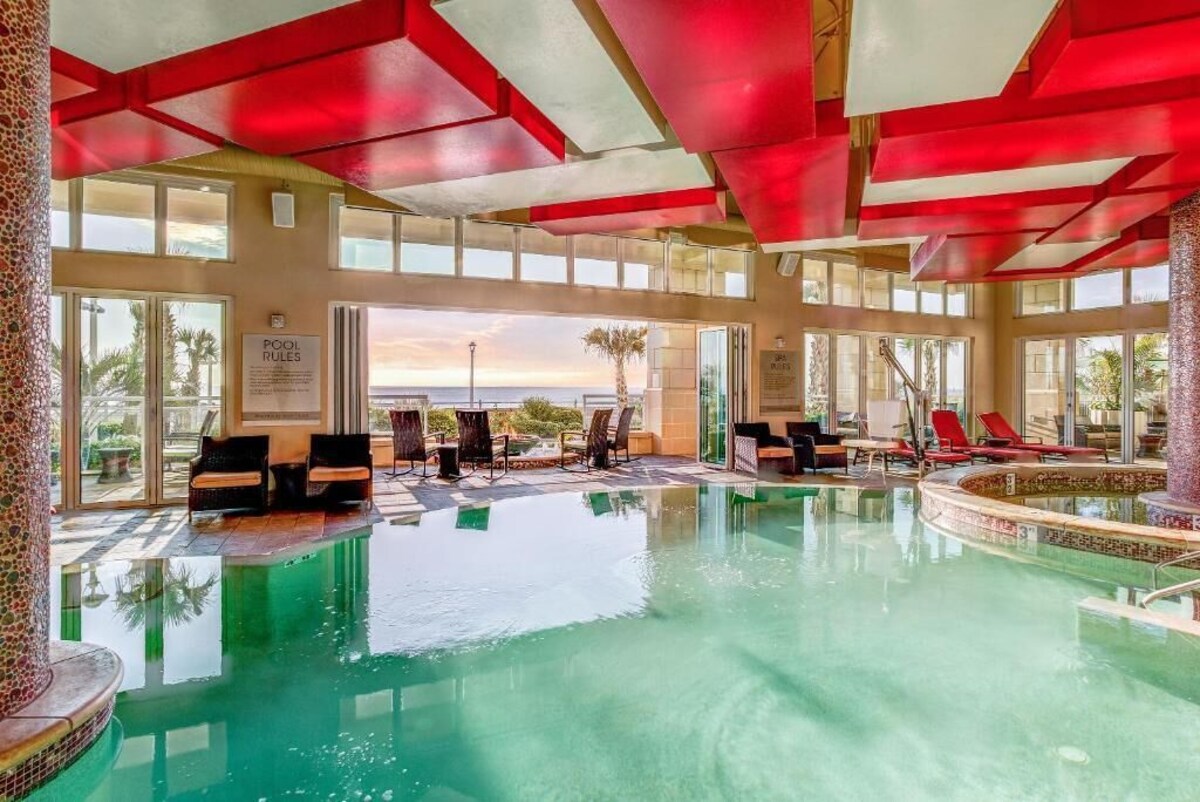 Diamond Resorts Oceanaire Resort – Studio with Ocean View Balcony